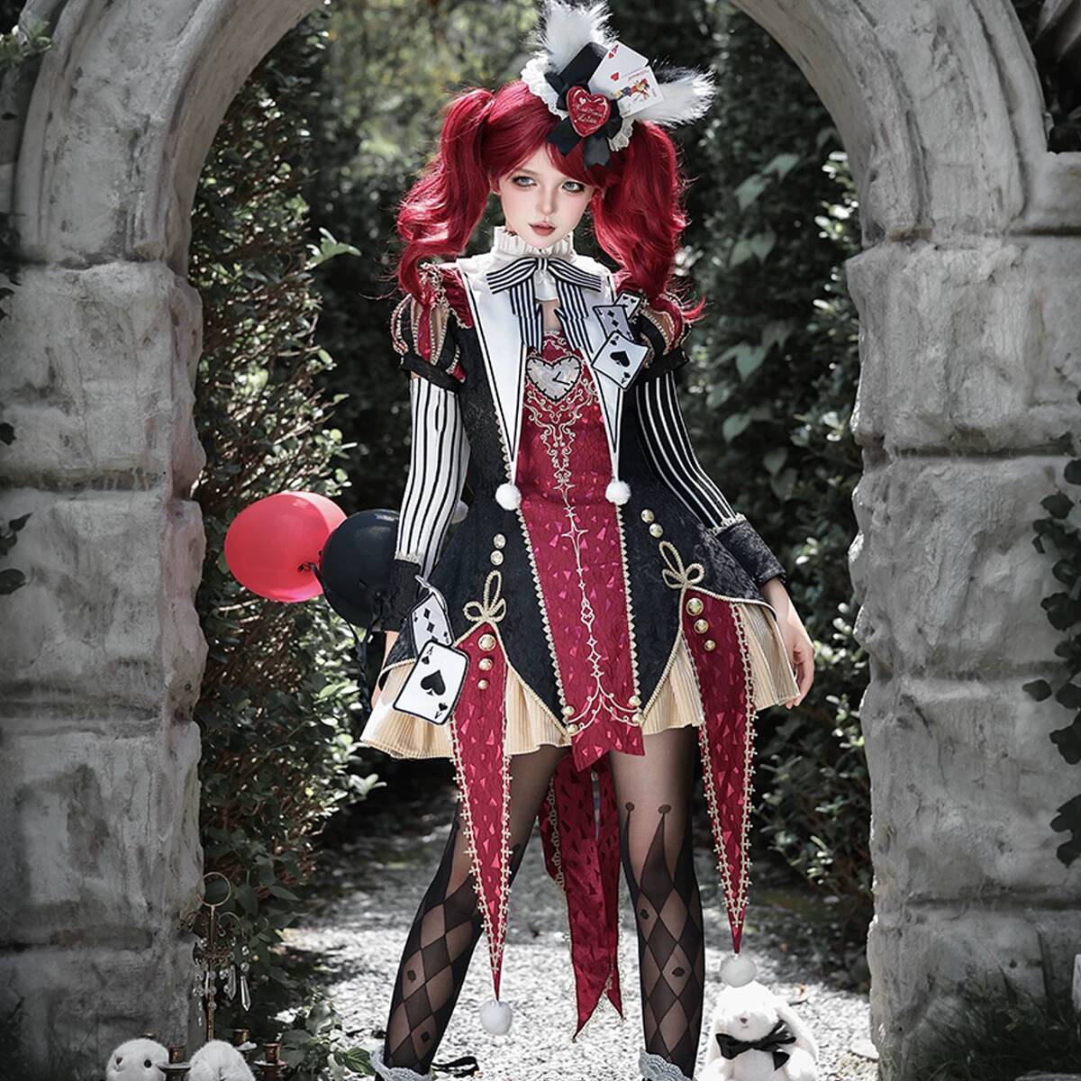 新しいサーカスマニアック思考の夜を想い浮かせるロリータドレス - Anime Cosplay Red のレビューと価格